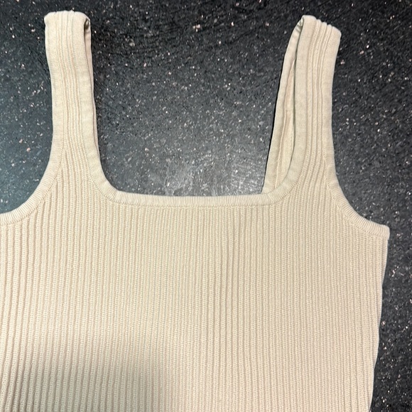 Beige Ribbed Contour Bodysuit - Picture 3 of 5